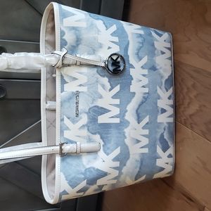 Pale blue multi tote
